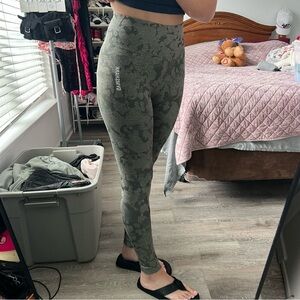 Gymshark Camo Leggings in Olive